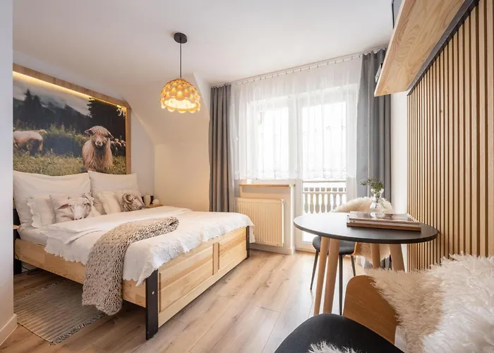 Widokowe Sywarne كوشتيليسكا